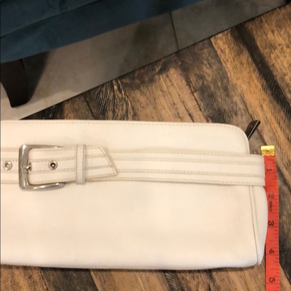White leather clutch - Picture 6 of 6